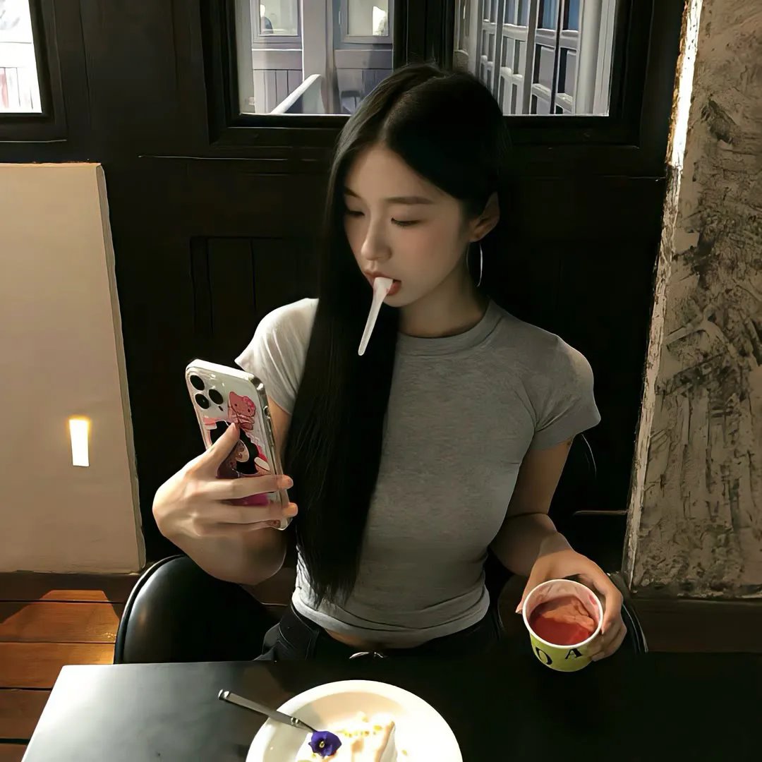 关于她